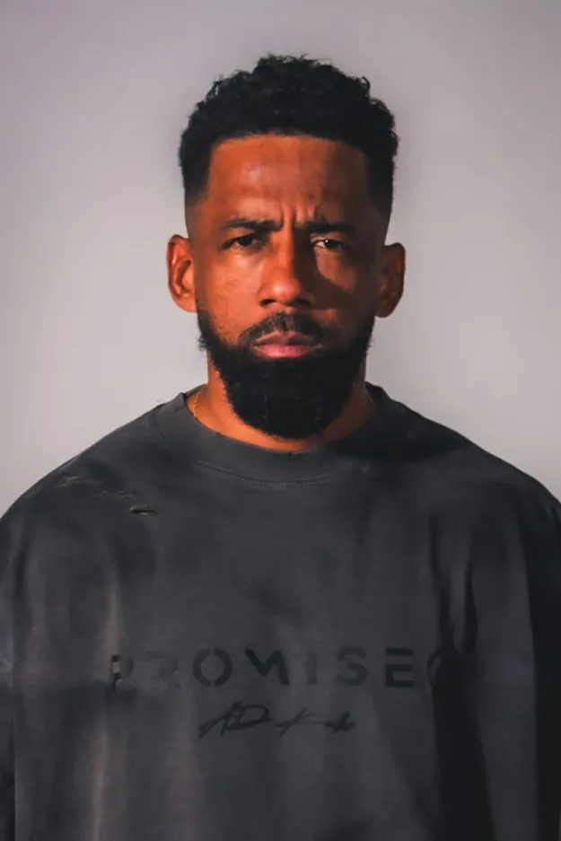 OVERSIZED PROMISE BLACK DESTROYED MAX