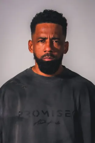 OVERSIZED PROMISE BLACK DESTROYED MAX